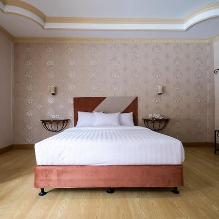 יוגיאקרטה Sartini Inn Jogja מראה חיצוני תמונה