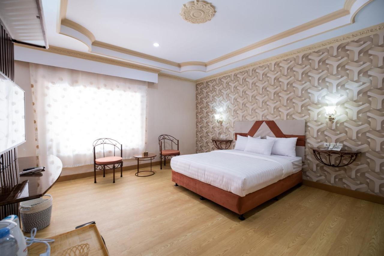 יוגיאקרטה Sartini Inn Jogja מראה חיצוני תמונה