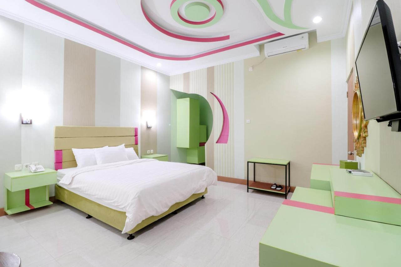 יוגיאקרטה Sartini Inn Jogja מראה חיצוני תמונה