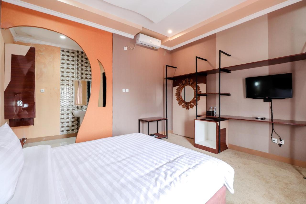 יוגיאקרטה Sartini Inn Jogja מראה חיצוני תמונה