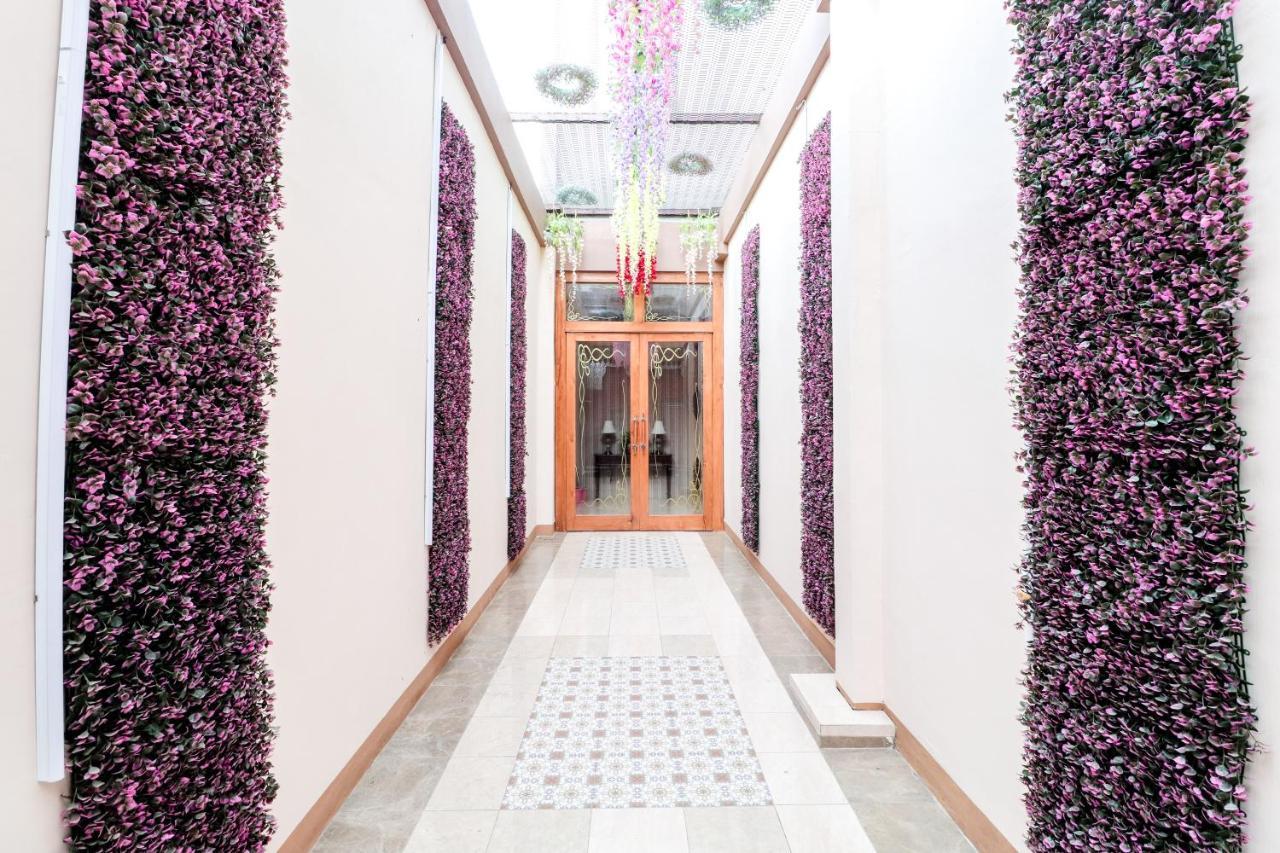 יוגיאקרטה Sartini Inn Jogja מראה חיצוני תמונה